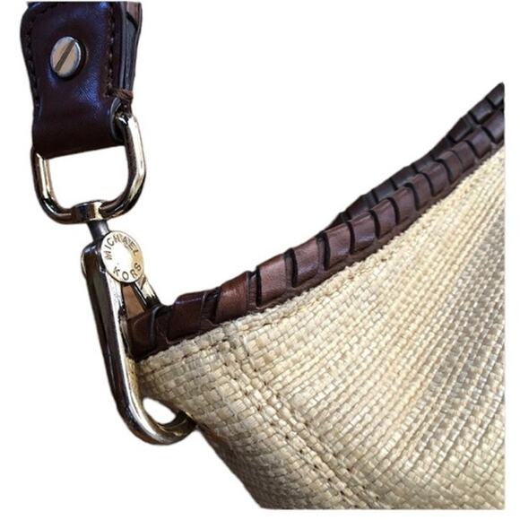 Michael Kors Bennet Straw Hobo Shoulder bag With gold accents & tassel - Picture 8 of 12